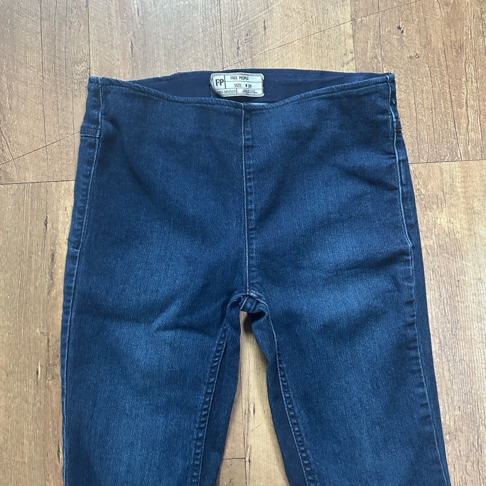 Free People Flare Jeans Dark Wash High Rise Boho Retro Size 26 - Picture 5 of 14
